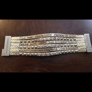 Good works magnetic closure bracelet